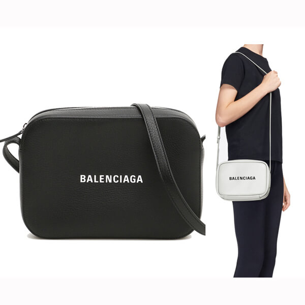 2025新作限定 バレンシアガコピー Everyday Camera leather bag S 9070908