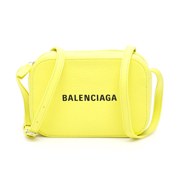 2025新作 バレンシアガコピー  Everyday Camera Bag Xs 552372 DLR8N 3560