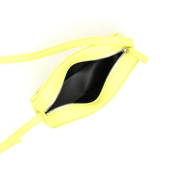 2025新作 バレンシアガコピー  Everyday Camera Bag Xs 552372 DLR8N 3560