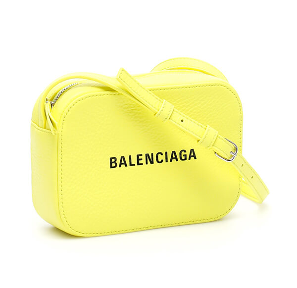 2025新作 バレンシアガコピー  Everyday Camera Bag Xs 552372 DLR8N 3560