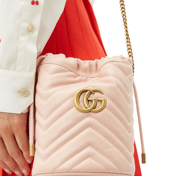 2025新作限定人気 グッチコピー∞∞ グッチ ∞∞ GG Marmont Mini leather バケットショルダー☆M82039