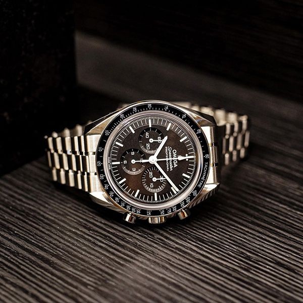 2025新作 オメガ コピー スピードマスター ムーンウォッチ プロフェッショナル マスタークロノメーター 310.30.42.50.01.002